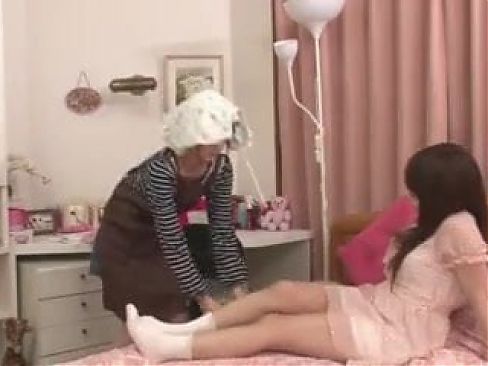 maid mother daughter in lesbian action